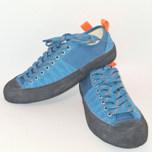 NEW FRONTEER Super Gratton Lo Blue Suede Sneaker, Size 8 Men/ 9.5 Women - Picture 3 of 8